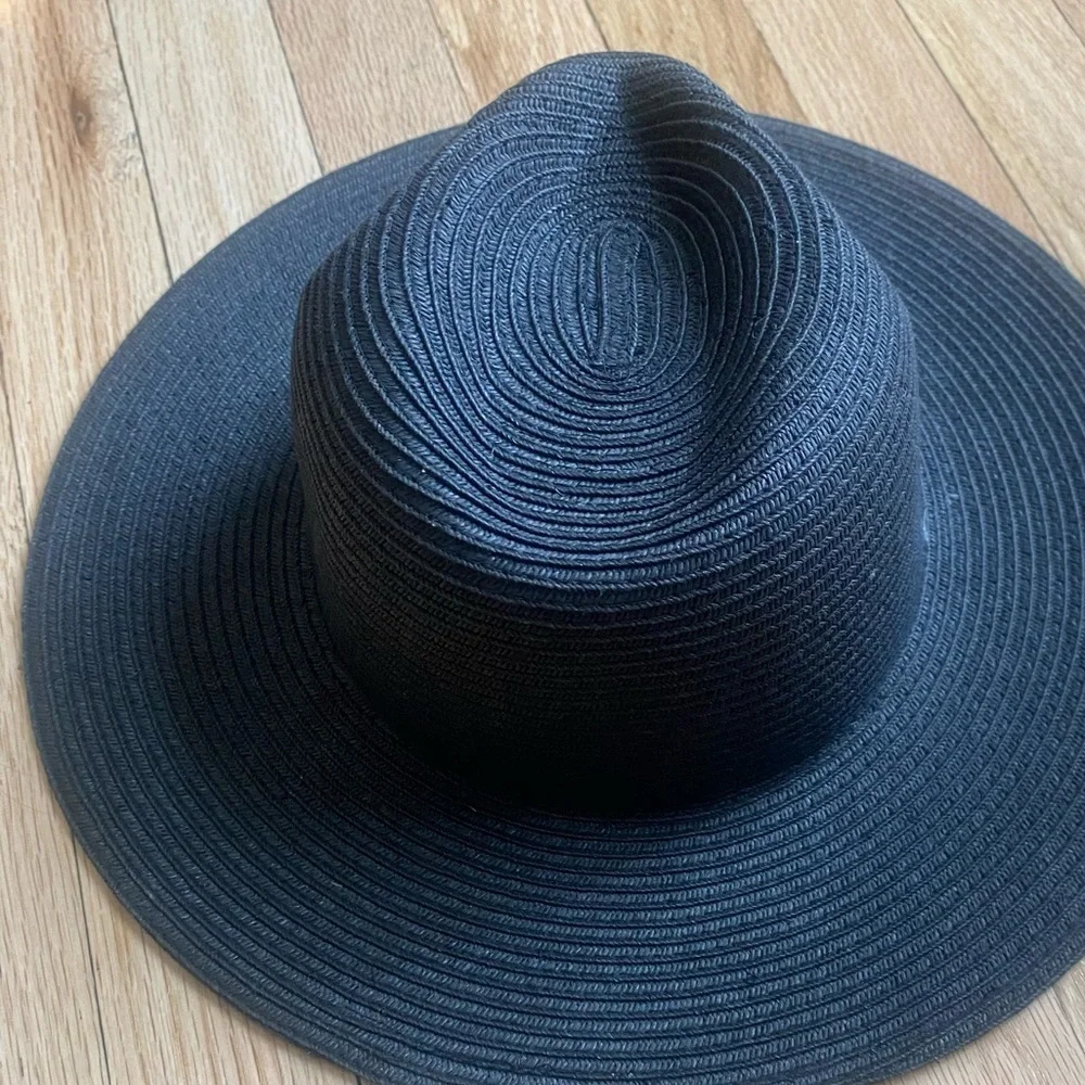 Something special wide brim braided paper straw hat